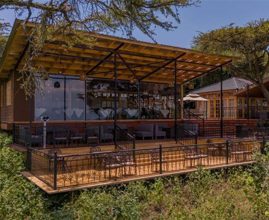 Serengeti-Luxury-Lodges_